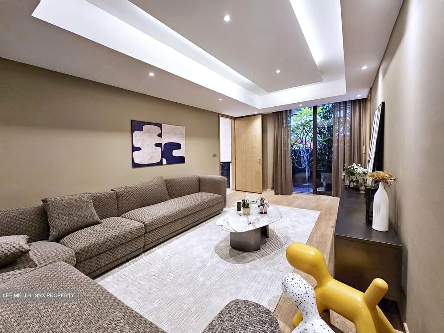 Shrewsbury Road (D11), Terrace #549536501